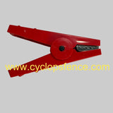 cyclops Red metal electric fence clamp on a gray background with 'www.cyclopsfence.com' text.